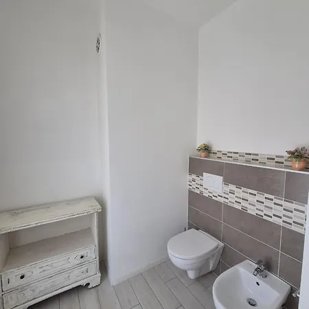 A Casa Di Elena レーザ