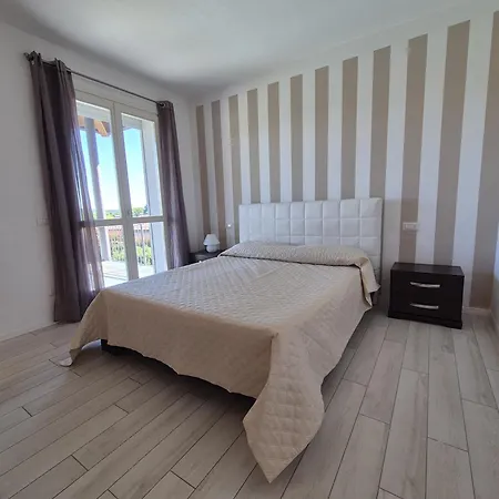 A Casa Di Elena Дом отдыха Леза